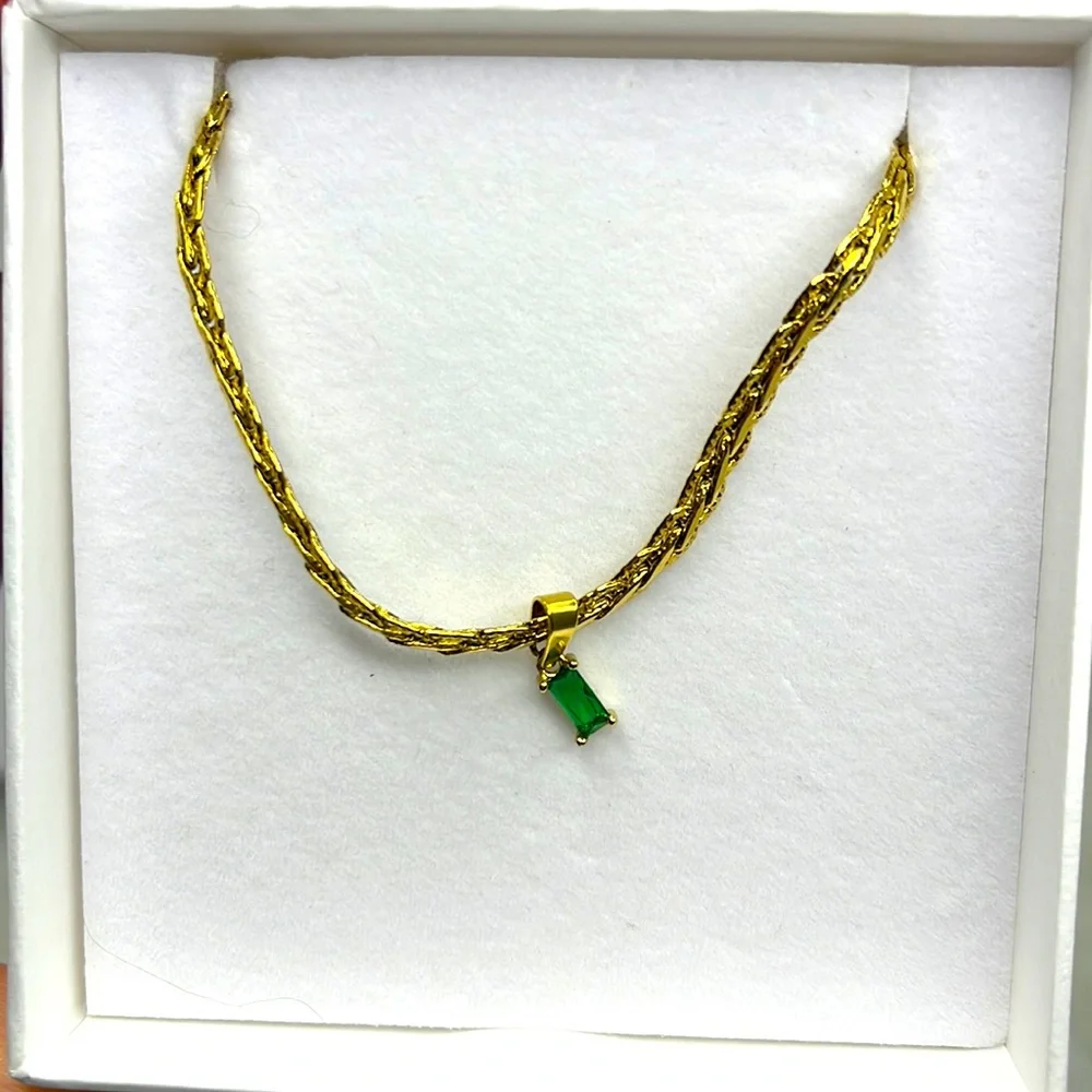 Jewelry - Picture 1 of 4